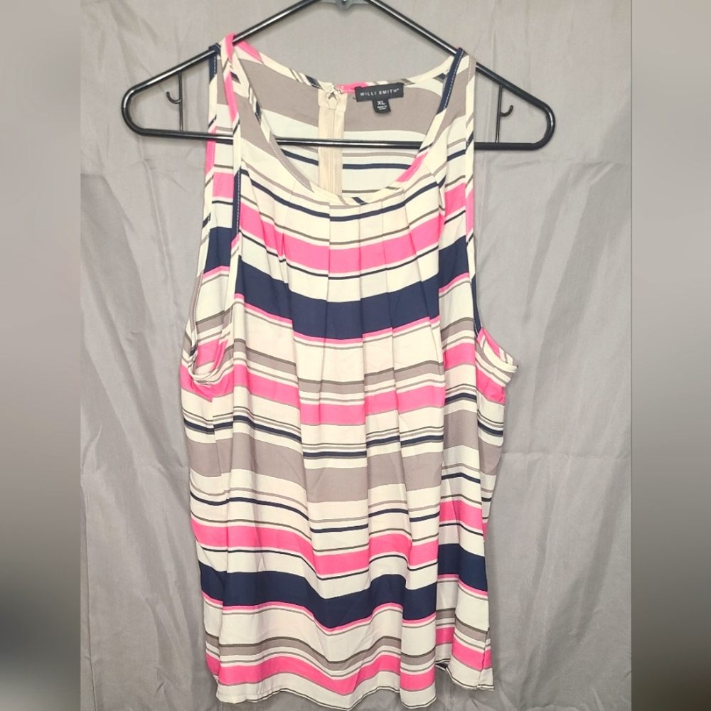 Willi Smith Sleeveless Blouse with zipper closure size XL great condition!
